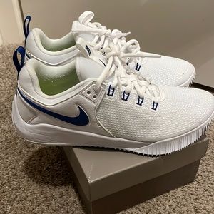 Nike Women's Zoom HyperAce 2 Volleyball Shoes